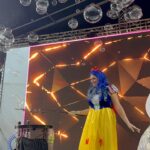 Alice in wonderland bubble show