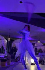 Ribbon with flag show